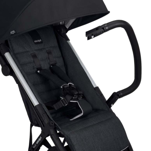 Прогулочная коляска Inglesina QUID2 с накидкой для ножек, цвет Puma Black (Черный)
