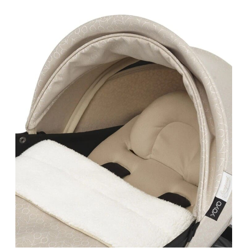 Коляска 2 в 1 Stokke YOYO Bonpoint Beige/Black Newborn Pack (бежевый цвет+черная рама)