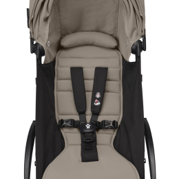 Прогулочная коляска Stokke YOYO³ цвет Taupe рама White + Бампер