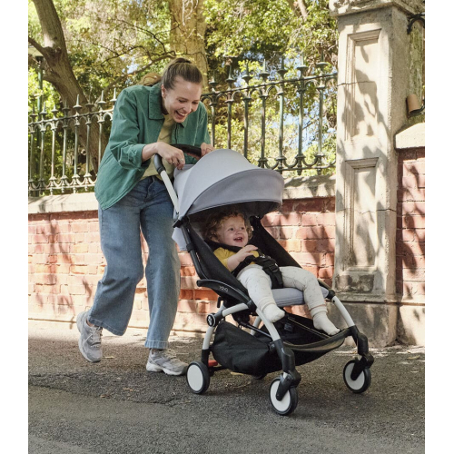 Коляска 2 в 1 Stokke YOYO³ люлька Newborn цвет Stone рама White