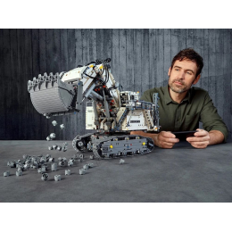 Конструктор Lego Technic 42100 Excavator Liebherr R9800 - Экскаватор