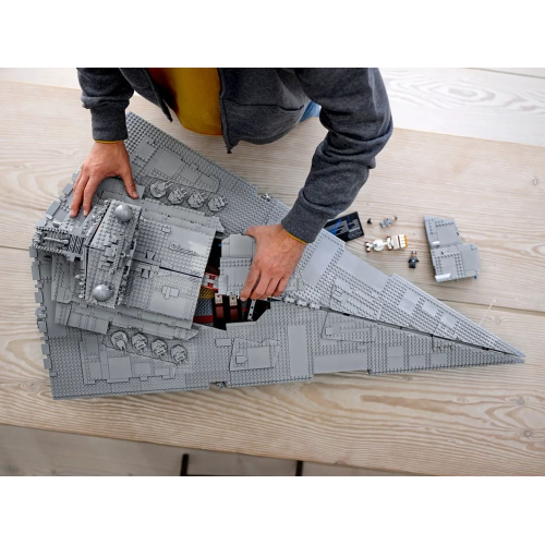Конструктор Lego Star Wars 75252 Imperial Star Destroyer - Имперский звездный разрушитель