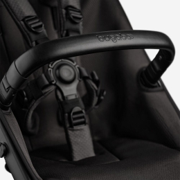 Коляска 3 в 1 Bugaboo Fox 5 Renew цвет Heritage black + Автокресло Cybex Cloud T Sepia Black (Plus)