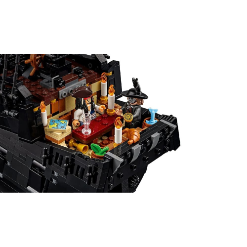 Конструктор Lego 10365 - Пиратский корабль капитана Джека Воробья "Черная жемчужина"
