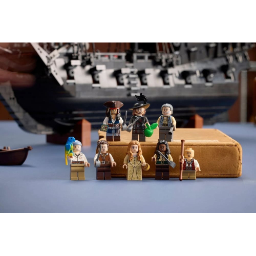 Конструктор Lego 10365 - Пиратский корабль капитана Джека Воробья "Черная жемчужина"