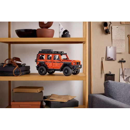 Конструктор Lego 42177 Mercedes-Benz G 500
