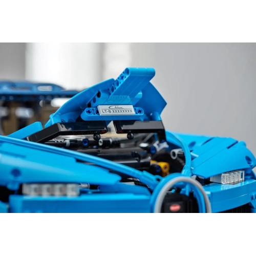 Конструктор Lego 42083 Bugatti Chiron