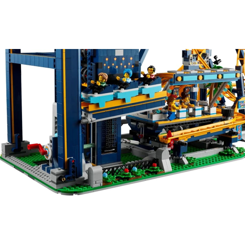 Конструктор Lego 10303 Loop Coaster "Американские горки: Петлевая Подставка"