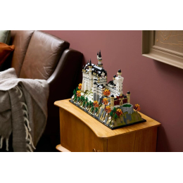 Конструктор LEGO 21063 Замок Нойшваштайн "Neuschwanstein Castle"