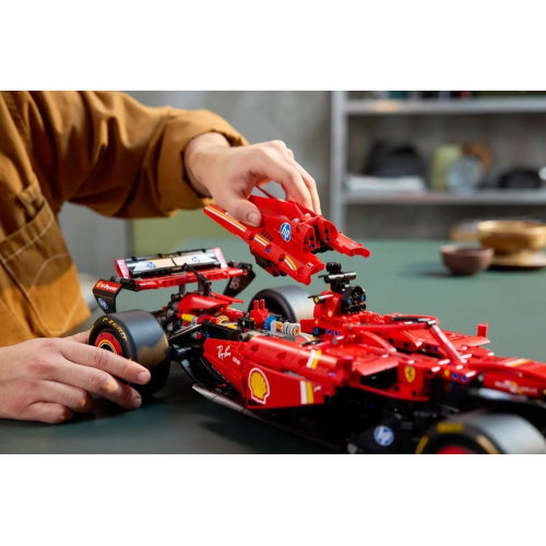 Конструктор LEGO 42207 Ferrari SF-24 F1 Car
