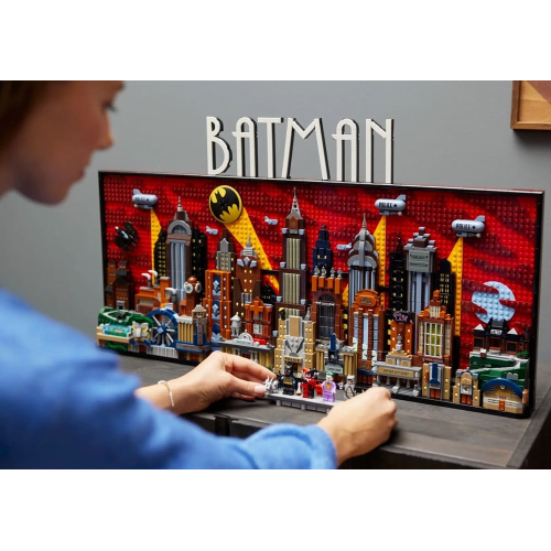 Конструктор LEGO 76271 Бэтмен Панорама Готэм-сити