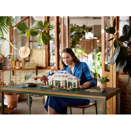Конструктор LEGO 21353 Ботанический Сад "The Botanical Garden"