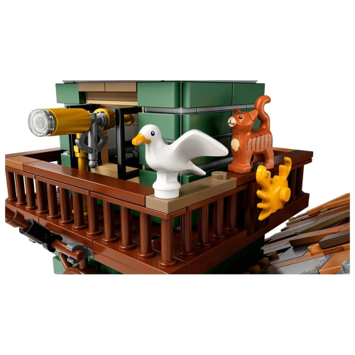 Конструктор LEGO 21310 Старый Рыболовный Магазин