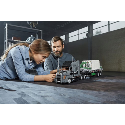 Конструктор LEGO Technic 42078 Грузовик MACK Anthem