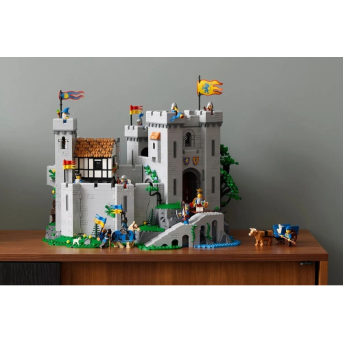Конструктор LEGO 10305 Замок Львиных Рыцарей