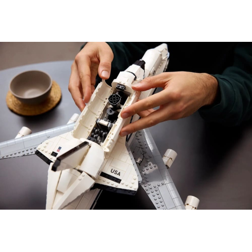 Конструктор LEGO Icons 10360 Самолет-носитель и Шаттл