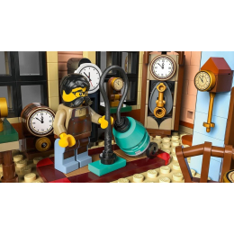 Конструктор Lego Icons 10350 Tudor Corner