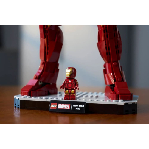 Конструктор Lego Marvel 76344 Железный человек Mark 3