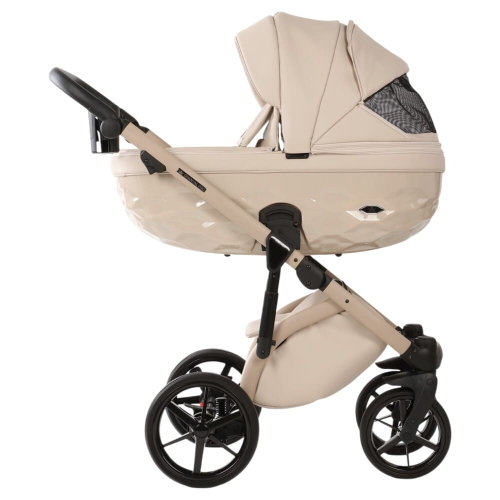Коляска 3 в 1 Adamex Chantal Pro Natura CN-3 VANILLA