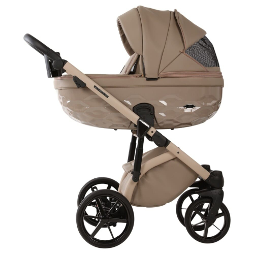 Коляска 2 в 1 Adamex Chantal Pro Natura CN-4 CAPPUCCINO (эко-кожа)