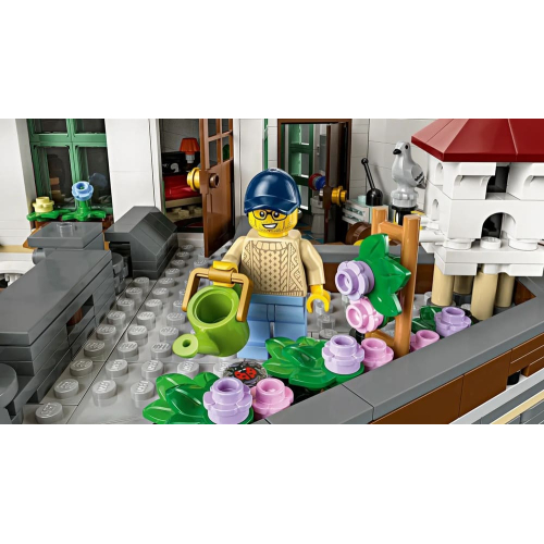 Конструктор LEGO Icons 11371 Торговая улица