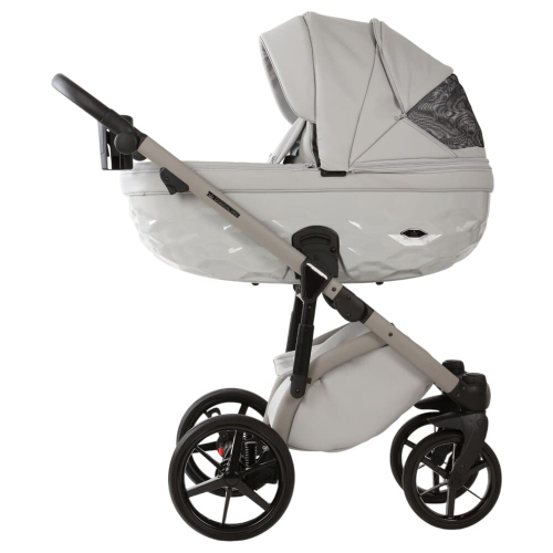 Коляска 2 в 1 Adamex Chantal Pro Natura CN-9-MOON (эко-кожа)