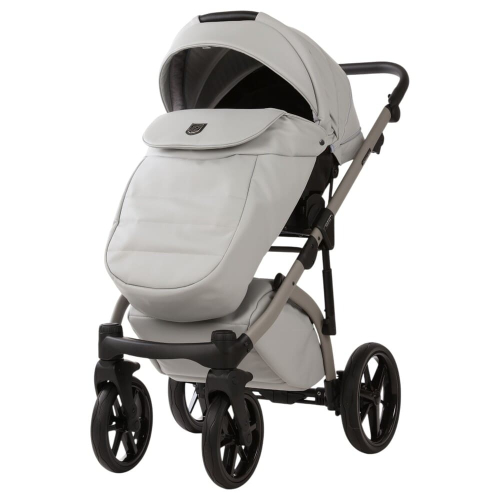 Коляска 2 в 1 Adamex Chantal Pro Natura CN-9-MOON (эко-кожа)