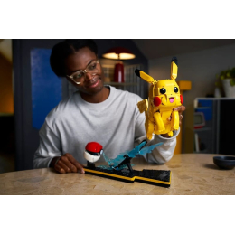 Конструктор LEGO Pokémon 72152 Pikachu and Poké Ball