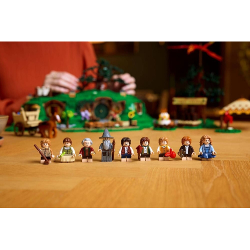 Конструктор LEGO Icons 10354 Властелин колец Шир