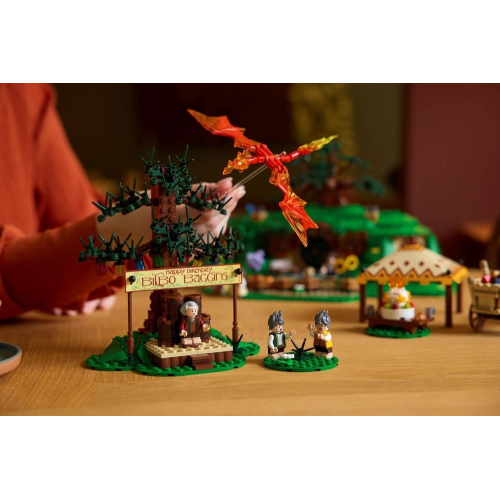Конструктор LEGO Icons 10354 Властелин колец Шир