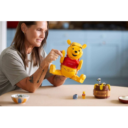 Конструктор LEGO Disney 43300 Винни Пух