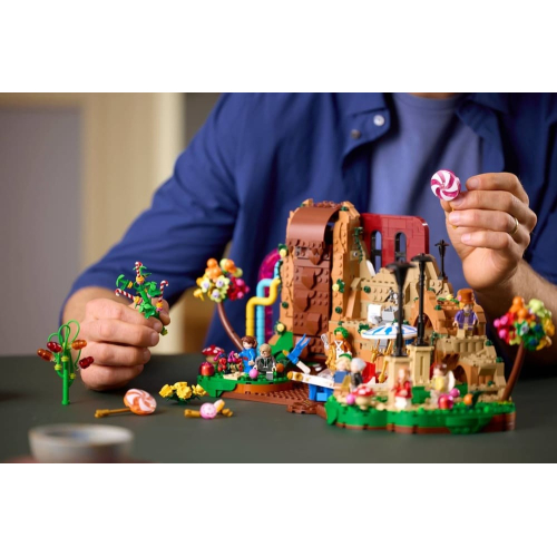 Конструктор LEGO Ideas 21360 Вилли Вонка и шоколадная фабрика