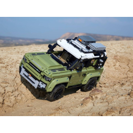 Конструктор LEGO Technic 42110 Land Rover Defender
