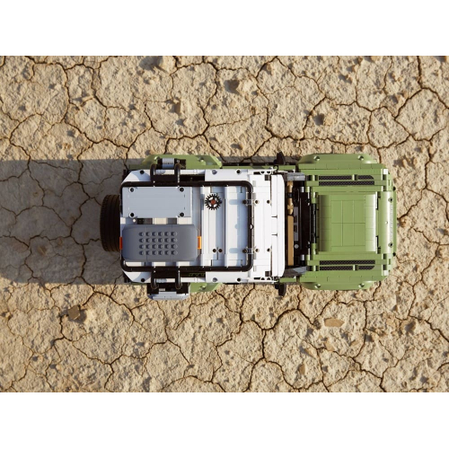 Конструктор LEGO Technic 42110 Land Rover Defender