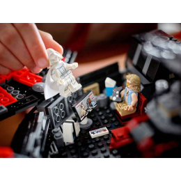 Конструктор LEGO Star Wars 75389 Тёмный Сокол Тысячелетия