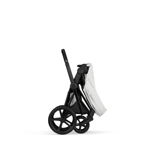 Коляска 2 в 1 Priam 5 Style Collection цвет Off White шасси Matt Black