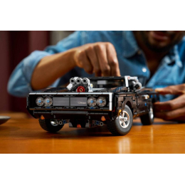 Конструктор LEGO Technic #42231 Автомобиль Dodge Charger R/T из фильма «Форсаж»
