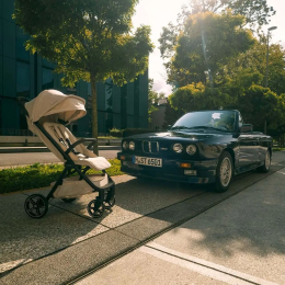 Прогулочная коляска Nuna TRVL LX BMW Collection цвет Mica