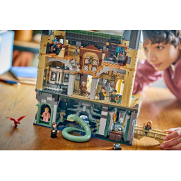 Конструктор Lego Harry Potter™ #76473 Замок Хогвартс: Восточное крыло