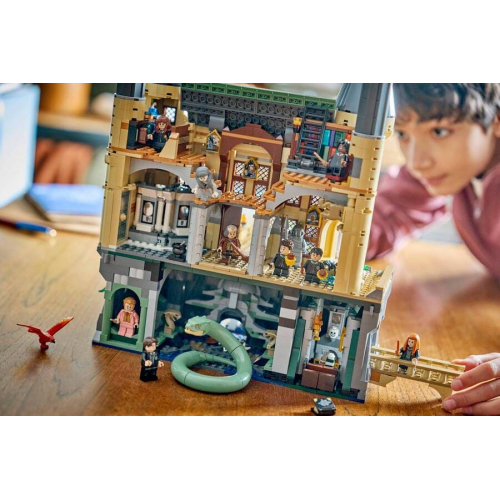 Конструктор Lego Harry Potter™ #76473 Замок Хогвартс: Восточное крыло